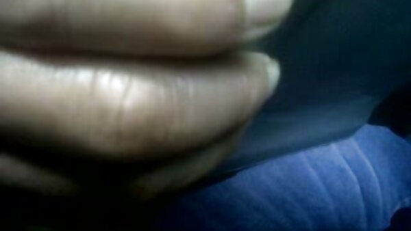 يحصل حفر وشم فاتنة الشعر الداكن مقاطع سكس محارم مترجم مع الحمار لطيفة بجد