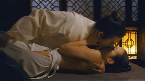 مطيعا اللسان خادمة الملاعين حريري كس عشيقتها xnxx محارم كامل
