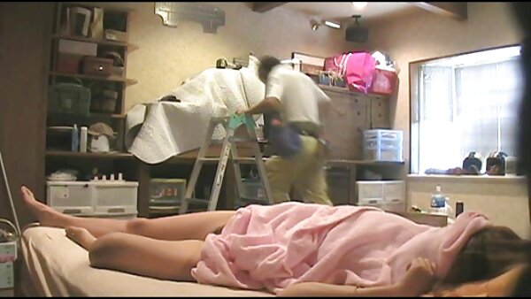 فاتح فيديو سكس محارم مترجم للشهية وإسقاط الفك امرأة سمراء جبهة مورو ناتالي يعطي اللسان الذي لا ينسى