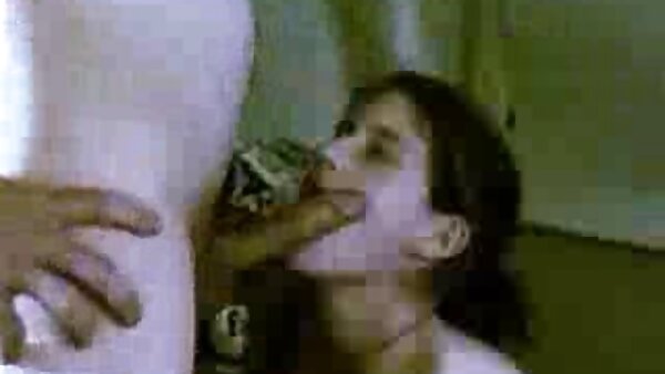فاتنة اليابانية الإلهية Moe Aiuchi يقفز على قضيب قوي في وضع راعية البقر سكس مترجم الاخت العكسي