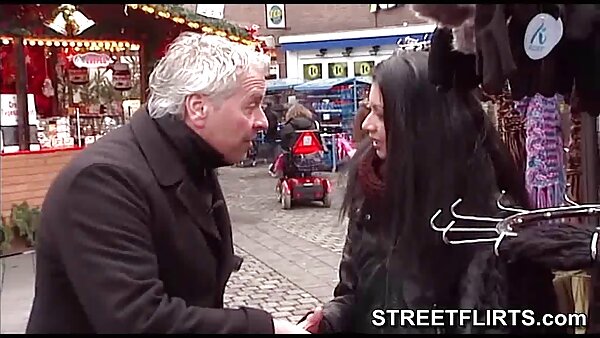 جينيفر دارك فاتنة ممتلئة الجسم سكس اجنبي مترجم اخوات تريد من أليكس جونز أن يلعق بوسها