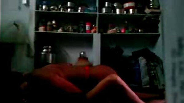 أثارت التفاح الأسود تتمتع افلام سكس محارم مترجم عربي بالجنس الشرجي مع صديقتها البيضاء